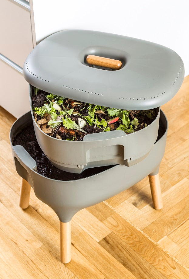 Award-winning Urbalive Worm Compost Bin (Anthracite/Gray